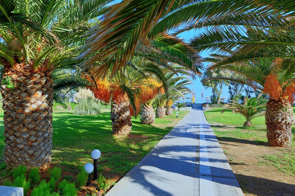 Santa Marina Beach Gazi Екстериор снимка